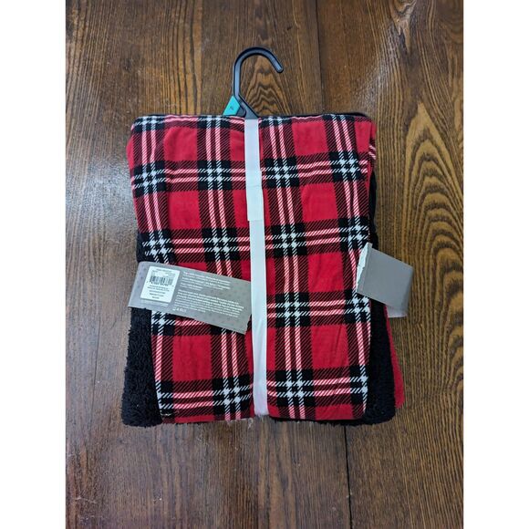 Secret Treasures plush 3-pc pj set (pant/top/socks)    SZ XL (16-18) - Picture 2 of 8